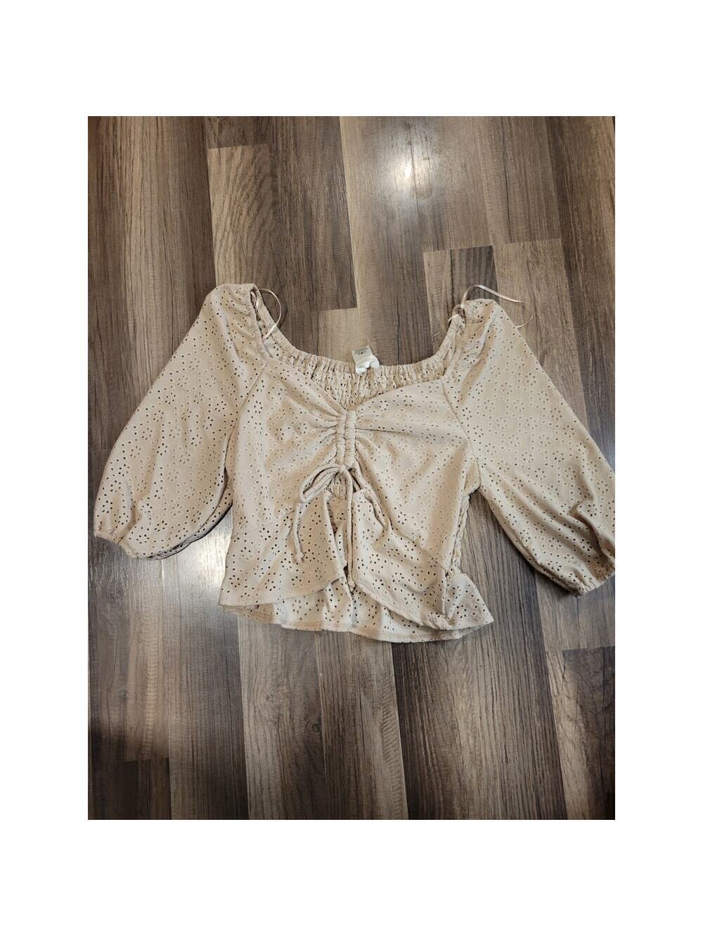 Urban Romantics Cream Eyelet Cutout Off Shoulder Peplum Top Juniors L